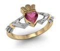 кладдахское кольцо с камнем сердце