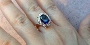 ring with sapphires