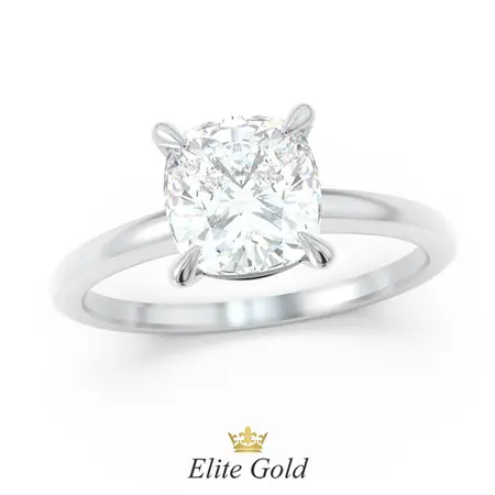 Bespoke Pilar engagement ring