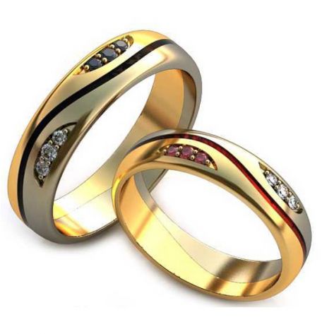 Обручальные кольца в белом и лимонном золоте с цветными камнями