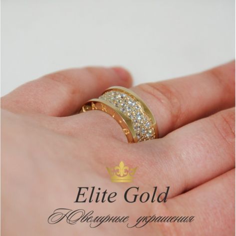 кольцо в стиле имдпфкн zero 1 diamonds на пальце