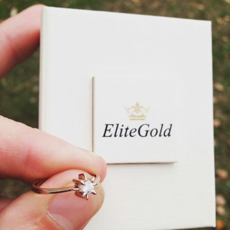 кольцо для помолвки солитер в белом золоте