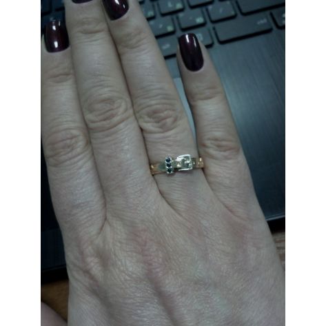 кольцо в виде ремня на руке