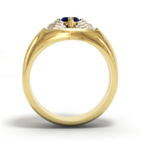 ирландское широкое кольцо с камнем вид сбоку