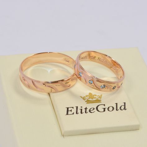 обручальные кольца с прорезями в красном золоте с топазами