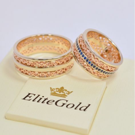 обручальные узорные кольца в красном и белом золоте мужское без камней