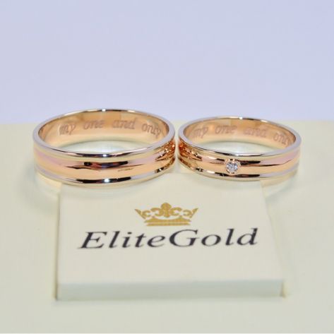 оба кольца в красном и белом золоте