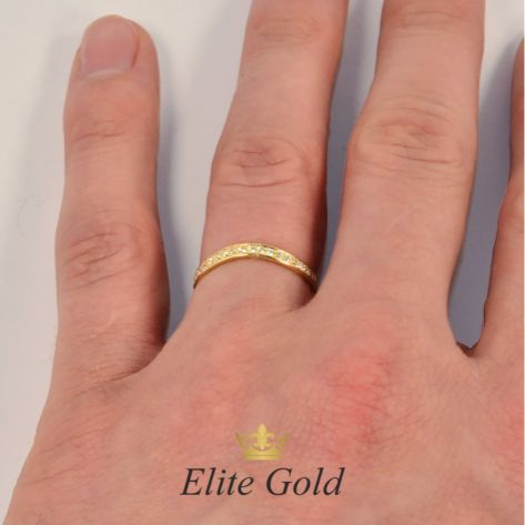 кольцо на руке