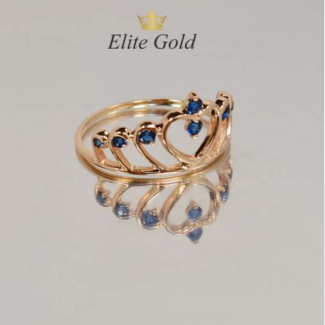 кольцо корона с синими камнями в красном золоте