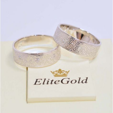 модификация - кольцо в белом золоте с добавлением камней