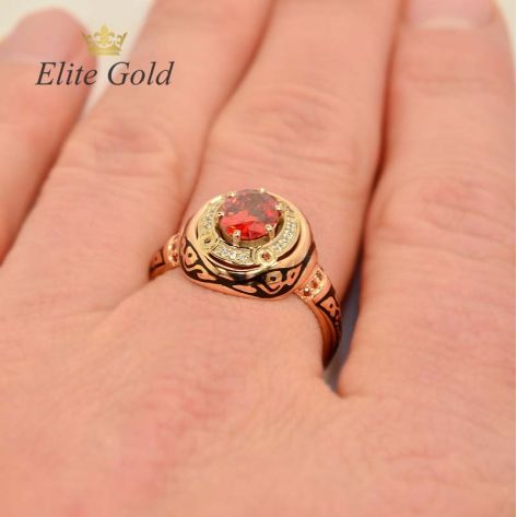 перстень Desert Sands на руке