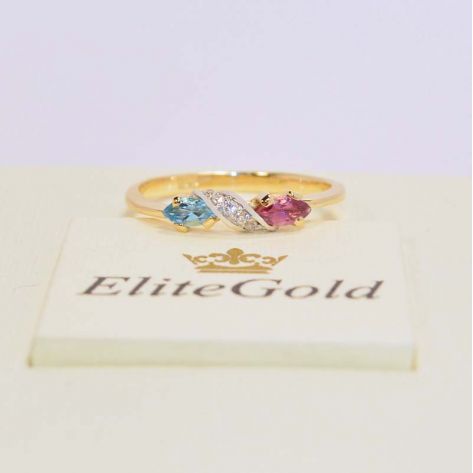 кольцо Joanne в лимонном и белом золоте с разноцветными камнями