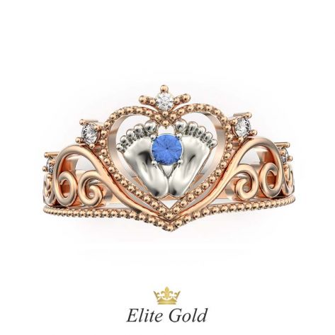 кольцо в виде сердечка с пяточками в центре