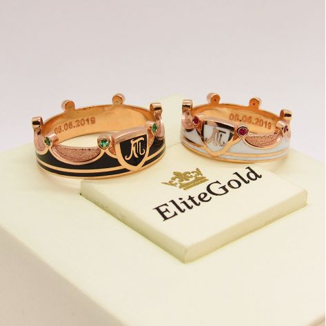 кольца-короны с рубинами и изумрудами