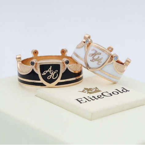 кольца-короны с белой и черной эмалью в красном золоте