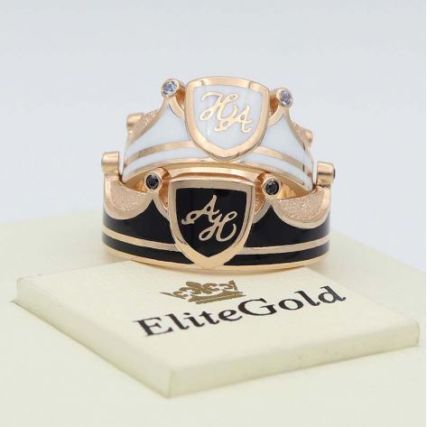 кольца-короны с белой и черной эмалью в красном золоте