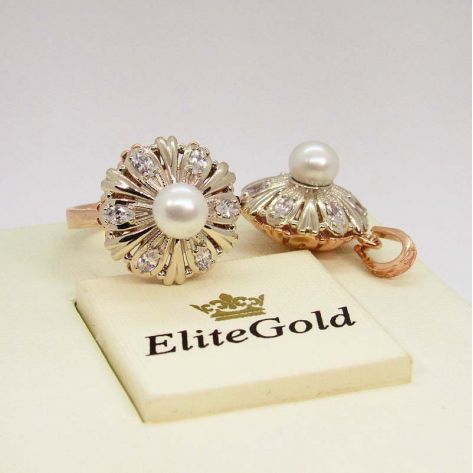 кулон Flower Power в виде цветка с жемчугом