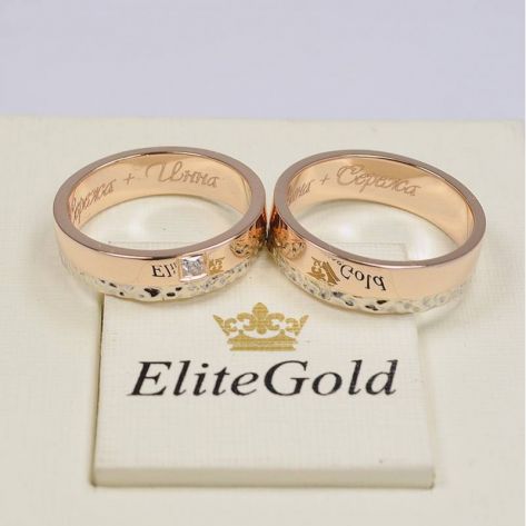 в красном и белом золоте с камнем в женском