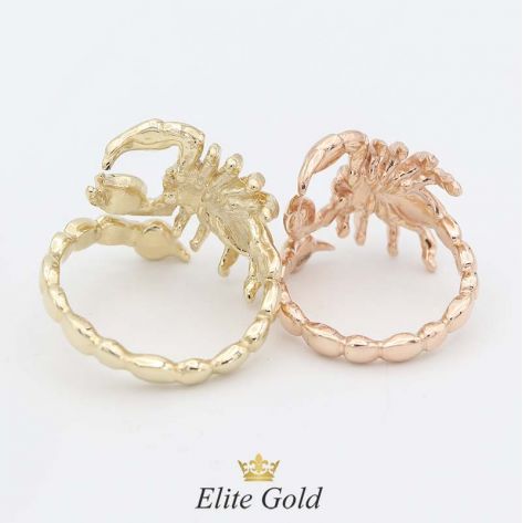 кольцо Скорпион в красном и лимонном золоте - вид сзади