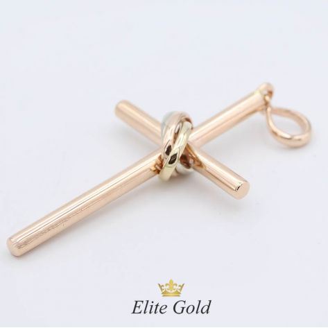 в красном золоте с колечками три цвета