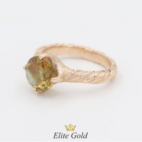 в красном золоте с султанитом