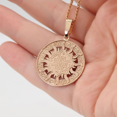 Славянский оберег Валькирия - золотой кулон