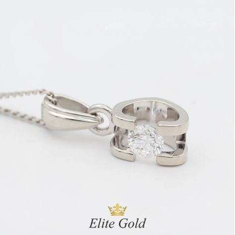 кулон-подвеска с одним камнем