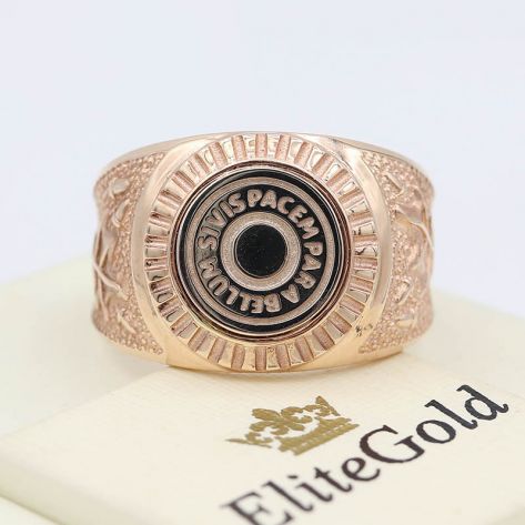 мужской перстень с надписью на латыни