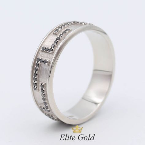 кольцо Verranо с черными камнями, в белом золоте с матированием