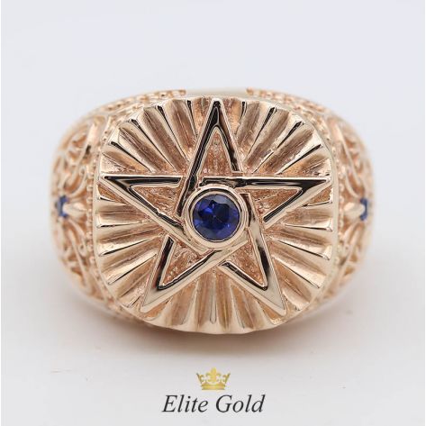 мужской перстень со звездой в центре - вид сбоку