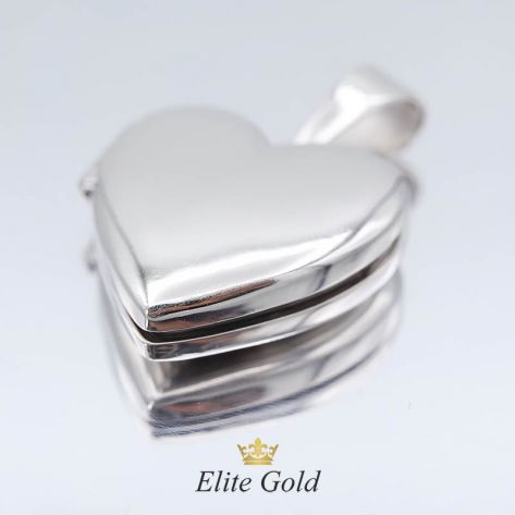 Золотой кулон в виде сердца