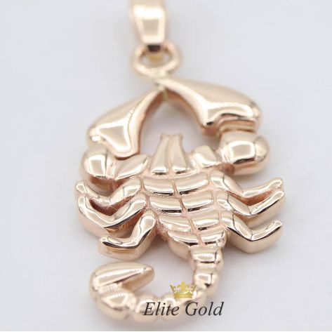 Авторская подвеска Desert King в виде скорпиона с реалистичным рельефом