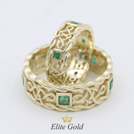 в лимонном золоте с изумрудами