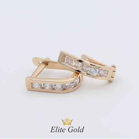 Нежные детские сережки Emilia с английской застежкой