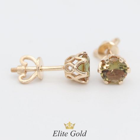 серьги-гвоздики в красном золоте с султанитами