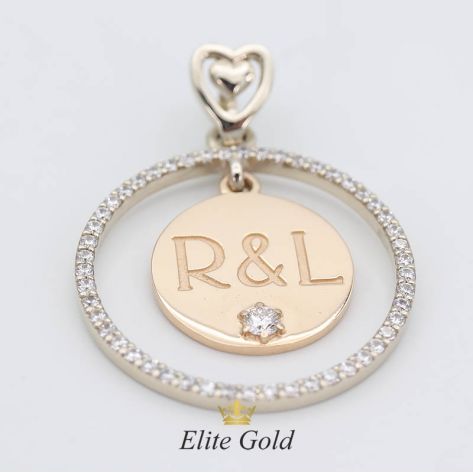 Авторский двойной кулон-подвеска The One с инициалами внутри и камнями по кругу