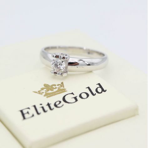 Авторское кольцо для помолвки Sparkling Beauty с одним камнем