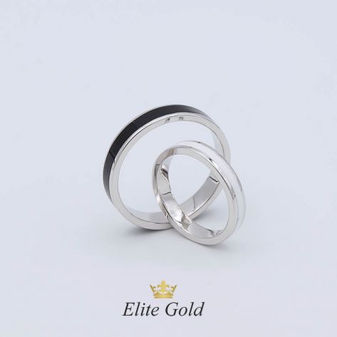 Лаконичные обручальные кольца Pallas с полоской эмали в центре