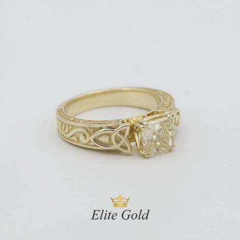 Авторское кольцо Radiance - вид сбоку