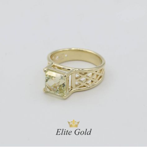 Авторский мужской перстень Baden с квадратным камнем