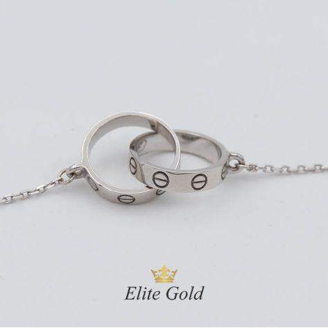Браслет Love in White с переплетенными колечками по центру