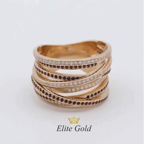 Авторское кольцо Caprice с россыпью камней по ширине