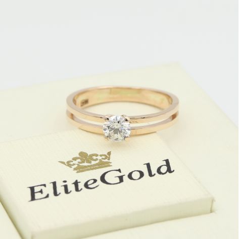 в красном золоте с бриллиантом