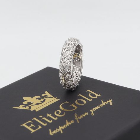 кольцо женское ажурное в белом золоте с фианитами