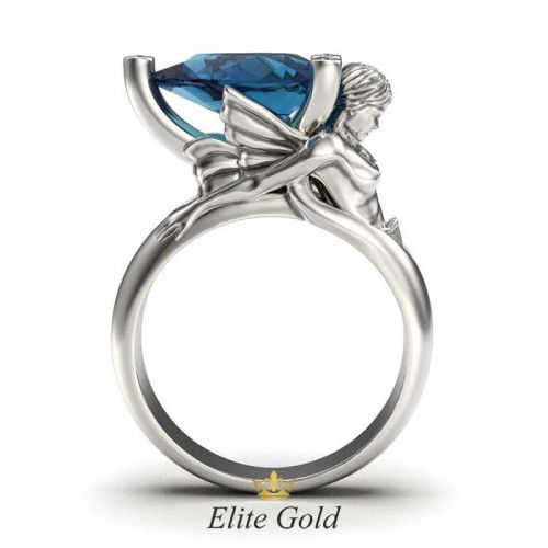 перстень с русалкой и большим синим камнем
