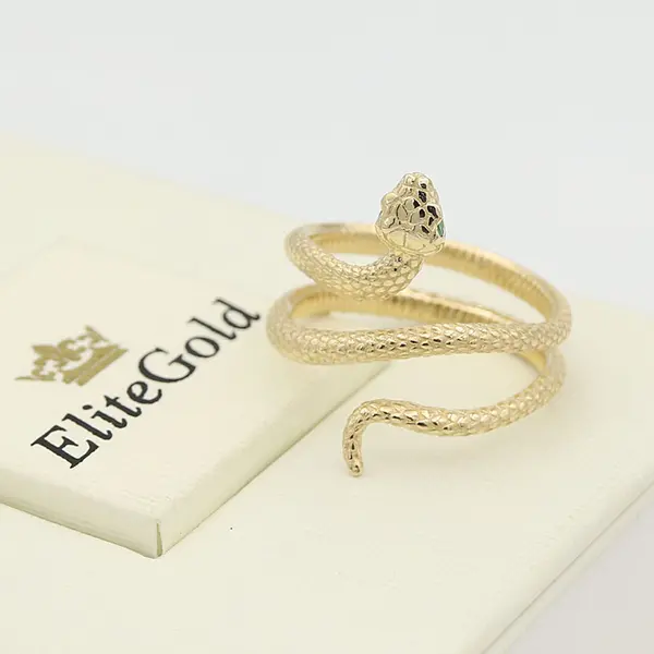 кольцо Serpenti в виде змеи
