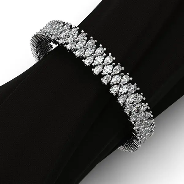 Bespoke exclusive Lux bracelet, 2 image