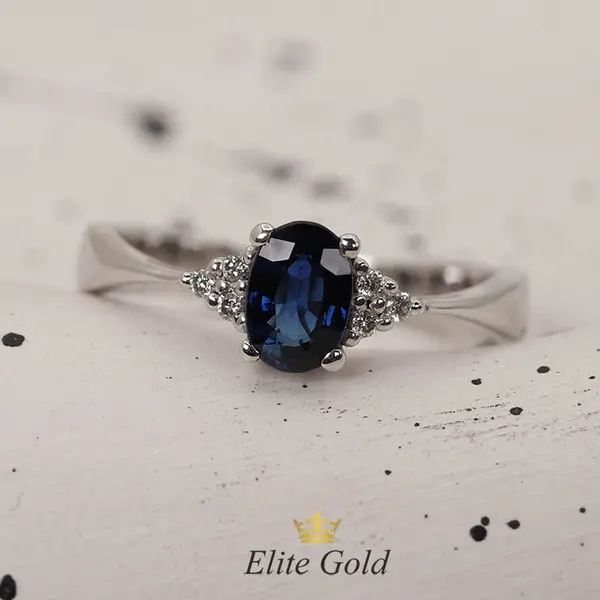Kate engagement ring with sapphire