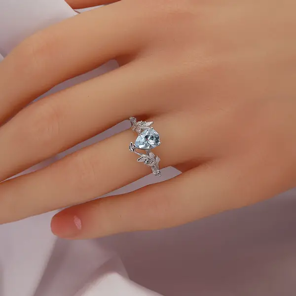 Bespoke vintage inspired Avani ring, 4 image