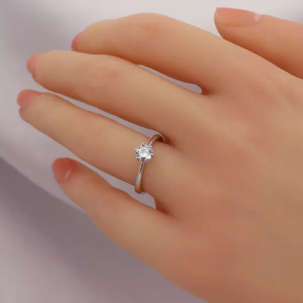 Bespoke Paloma engagement ring, 2 image